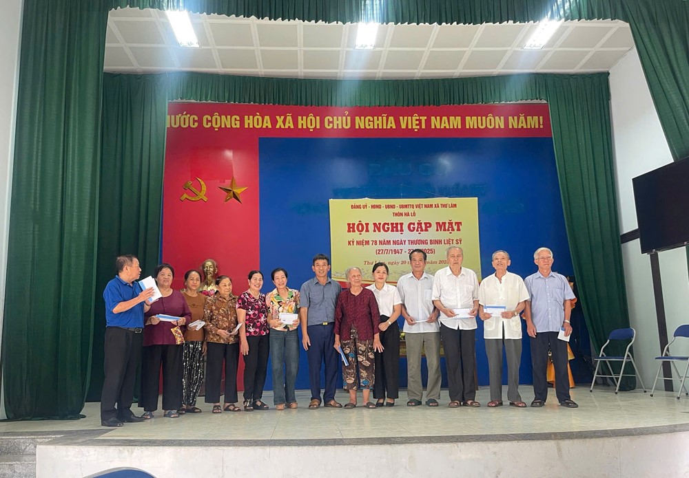 Phụ nữ Thư Lâm tri ân gia đình chính sách và tiên phong phòng chống thiên tai - ảnh 2