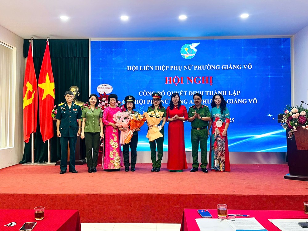 Thành lập Chi hội Phụ nữ Công an phường Giảng Võ - ảnh 1