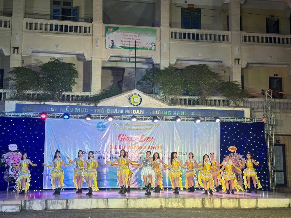 Giao lưu các CLB Zumba và Dân vũ chào mừng 80 năm cách mạng Tháng Tám và Quốc khánh 2/9 - ảnh 3