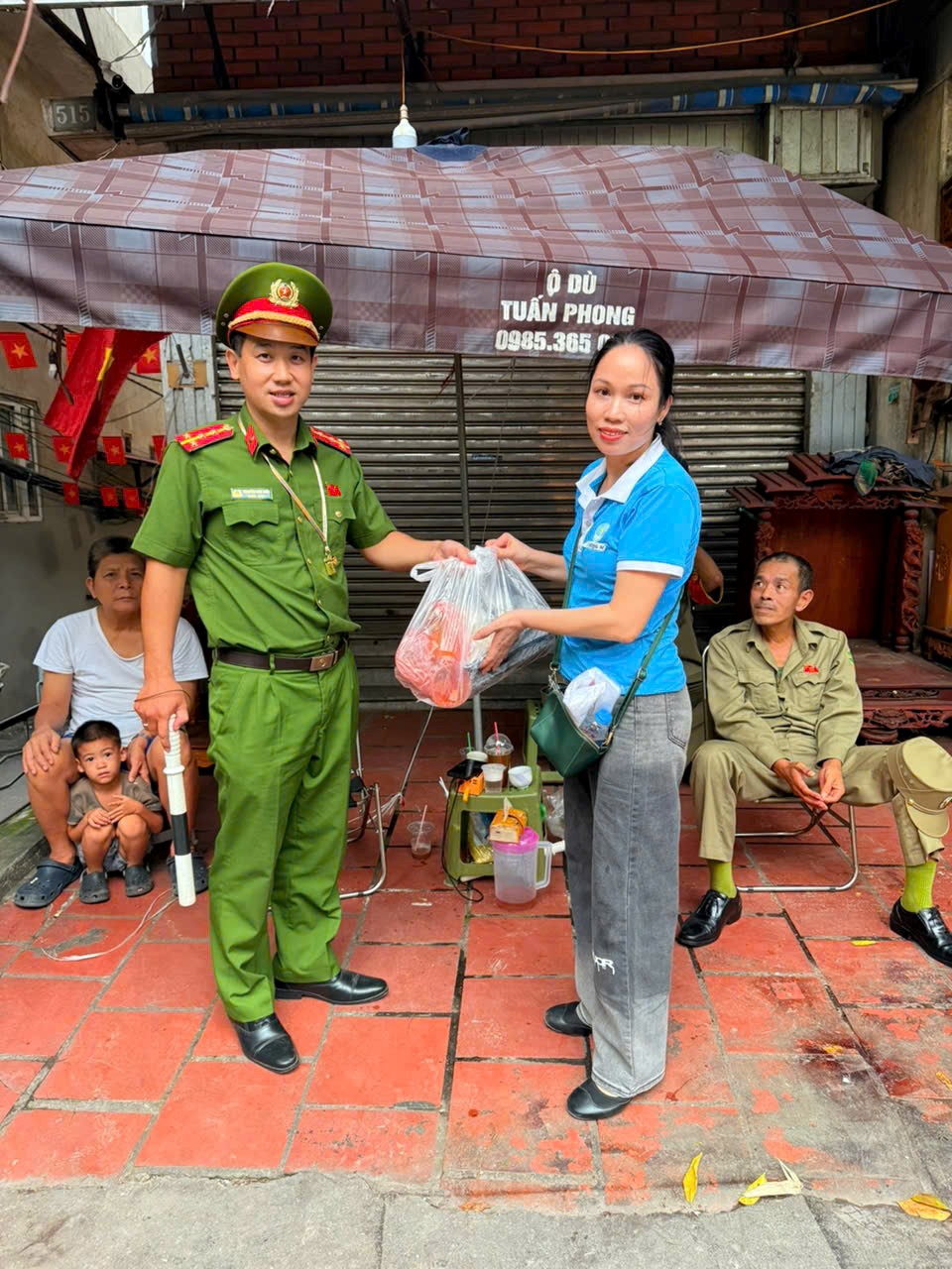 Hội LHPN phường Ngọc Hà: Tích cực hỗ trợ các lực lượng làm nhiệm vụ phục vụ Đại lễ A80 - ảnh 3
