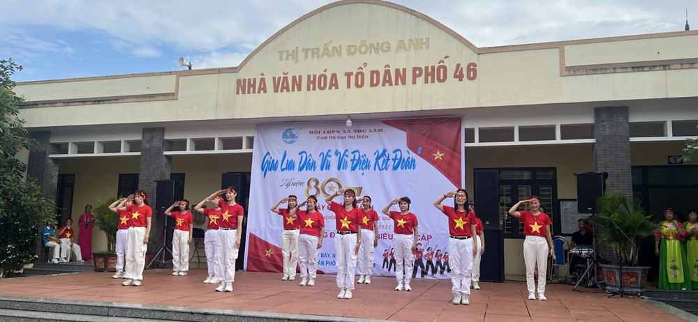 500 cán bộ, hội viên phụ nữ xã Thư Lâm đồng diễn dân vũ tại 3 điểm cầu - ảnh 5