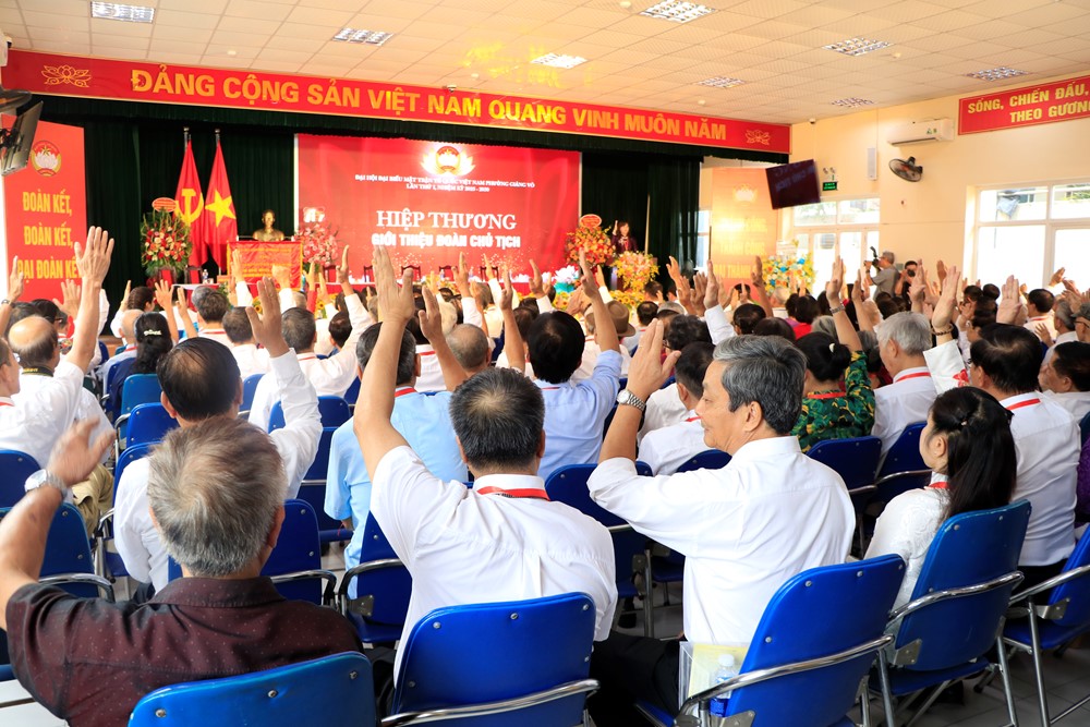 Bà Trần Thị Tố Tâm giữ chức Chủ tịch Ủy ban MTTQ Việt Nam phường Giảng Võ nhiệm kỳ 2025 - 2030. - ảnh 6