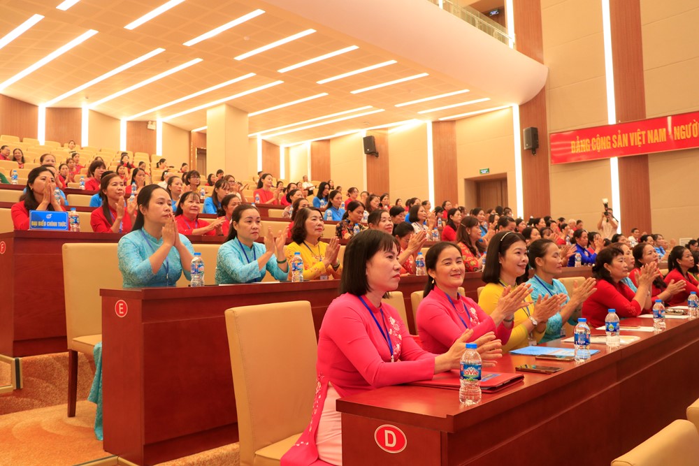 Hội LHPN xã Đông Anh phấn đấu trở thành điển hình, thí điểm mô hình mới trong tập hợp phụ nữ - ảnh 12
