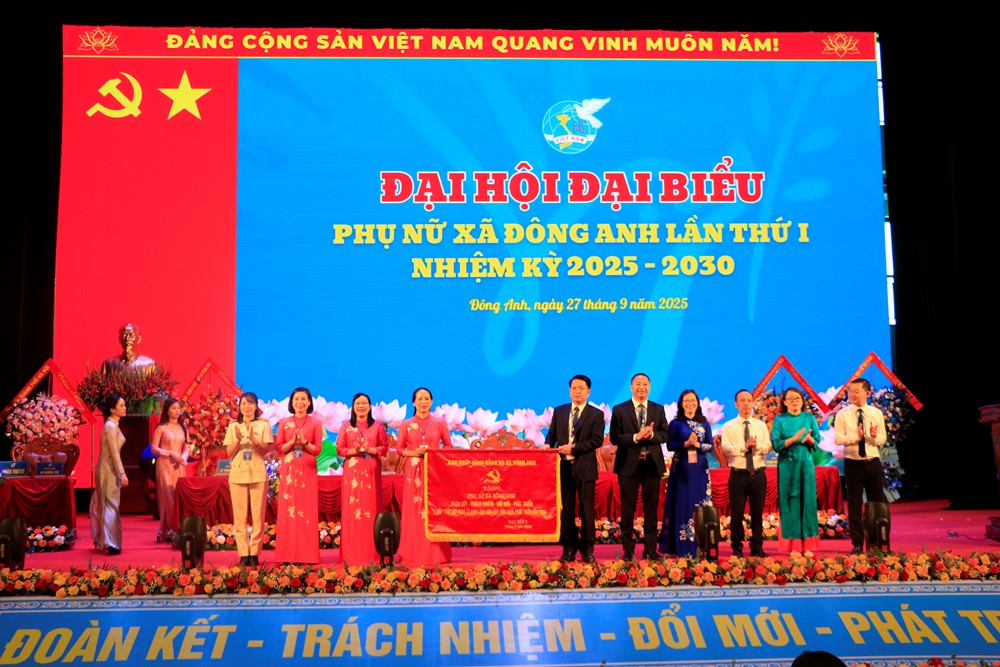 Hội LHPN xã Đông Anh phấn đấu trở thành điển hình, thí điểm mô hình mới trong tập hợp phụ nữ - ảnh 3
