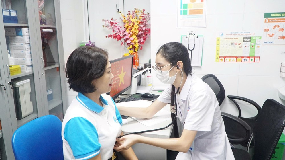 Hội LHPN phường Ba Đình: Khám sức khỏe miễn phí cho cán bộ, hội viên nòng cốt - ảnh 2