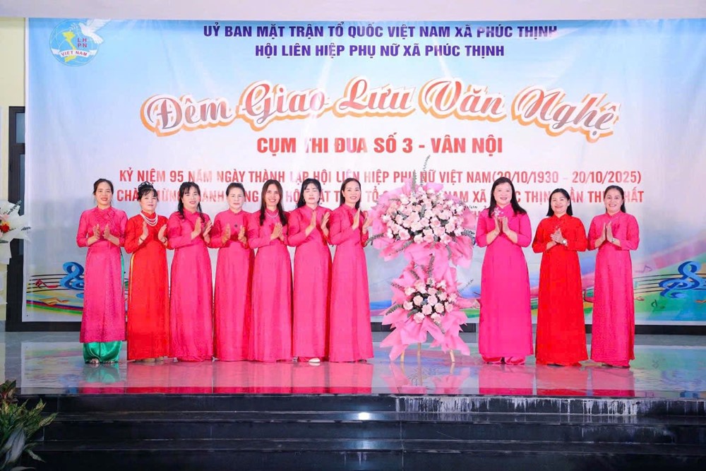 Sôi nổi các hoạt động chào mừng 20/10 của phụ nữ Phúc Thịnh - ảnh 2