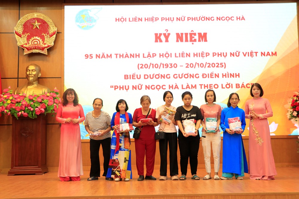 Mỗi phụ nữ Ngọc Hà phấn đấu trở thành một hình ảnh đẹp của người phụ nữ Việt Nam hiện đại - ảnh 9