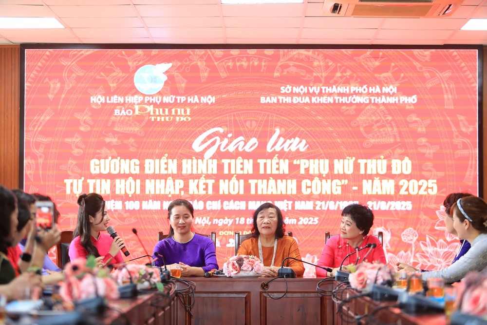 Trực tiếp Giao lưu gương điển hình tiên tiến “Phụ nữ Thủ đô Tự tin - Hội nhập - Kết nối thành công” năm 2025 - ảnh 16