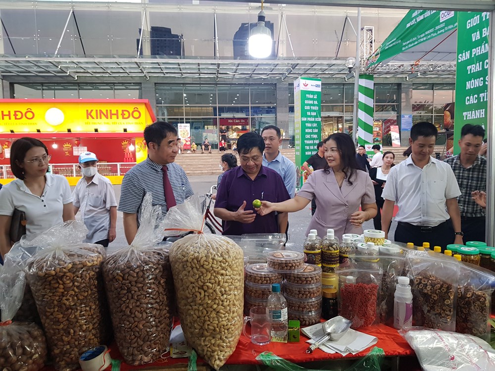 20 tỉnh, thành quảng bá, giới thiệu sản phẩm OCOP, trái cây, nông sản tại Hà Nội - ảnh 2