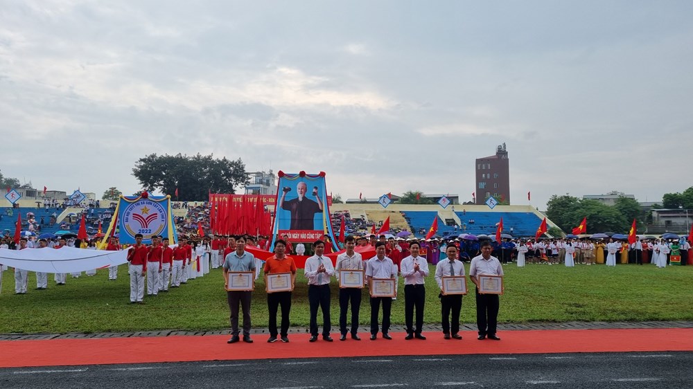 Thị xã Sơn Tây khai mạc Đại hội Thể dục thể thao lần thứ X năm 2022 - ảnh 7