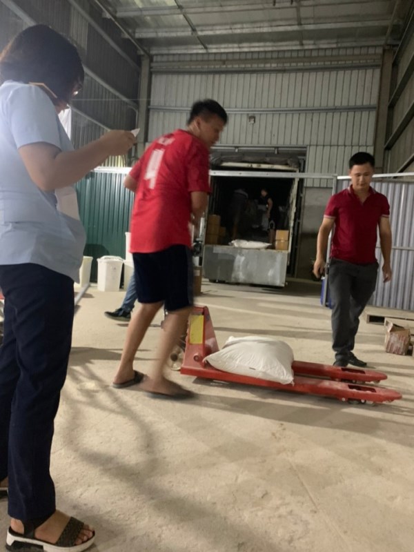 Hà Nội: Phát hiện cơ sở sản xuất thuốc trái phép tại xã Bình Yên, huyện Thạch Thất - ảnh 1