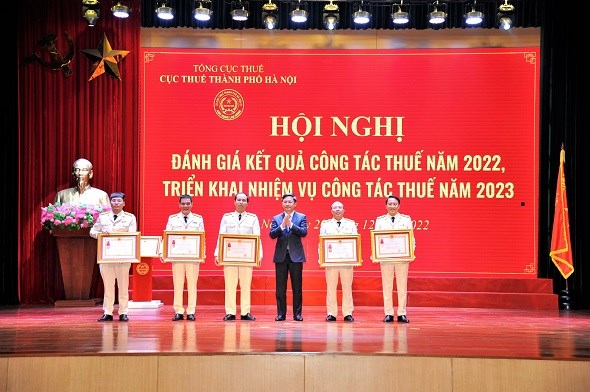 Cục Thuế TP Hà Nội: Đón nhận Huân chương Độc lập hạng Nhì - ảnh 5