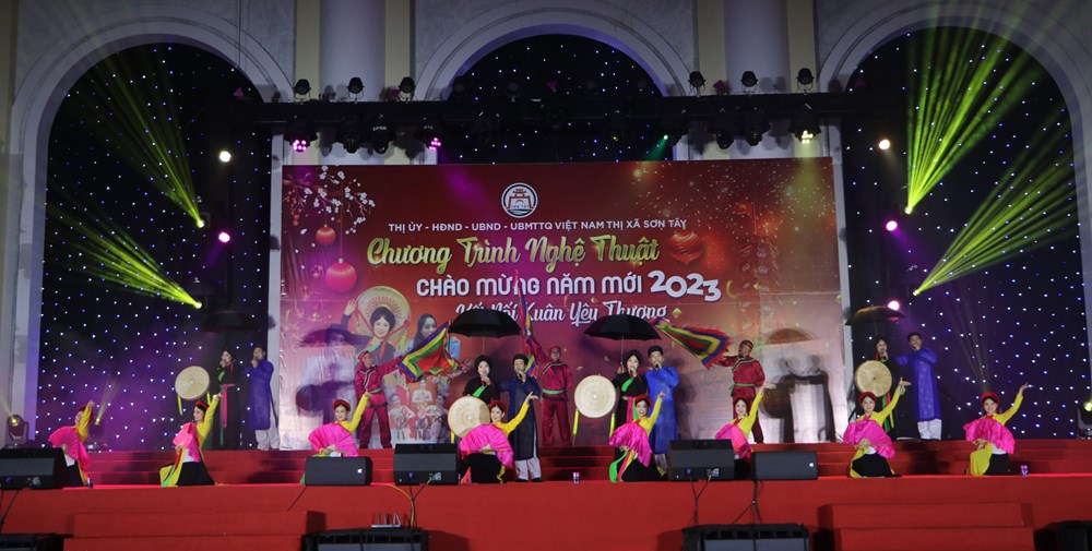 Thị xã Sơn Tây: Chào năm mới 2023 hy vọng về thành tựu lớn  - ảnh 2