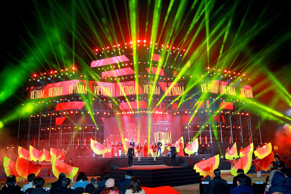 Chương trình Tự hào Việt Nam – New Year Concert 2023: “Nắm bắt cơ hội, hướng tới tương lai” - ảnh 1