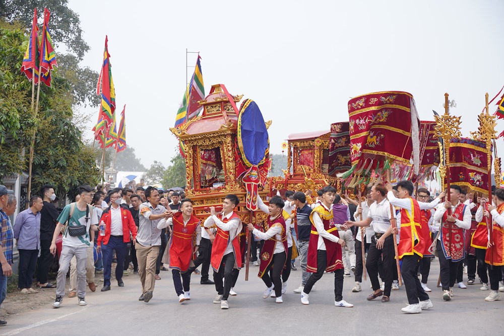 Tưng bừng Lễ hội làng Phương Viên, xã Song Phương - ảnh 2