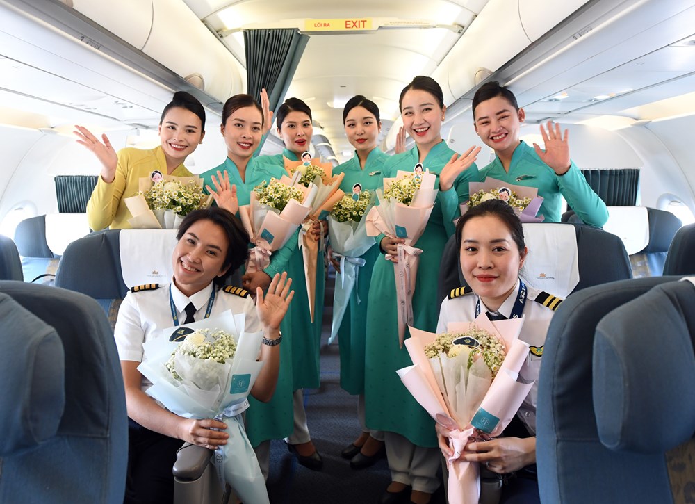 Vietnam Airlines tổ chức chuyến bay đặc biệt chia sẻ và yêu thương - ảnh 4