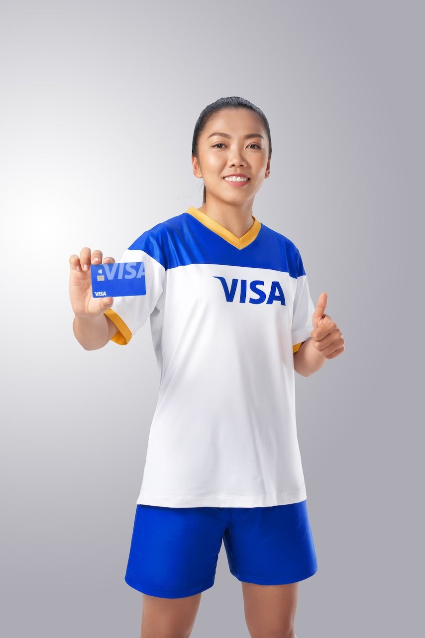 Nữ cầu thủ Huỳnh Như làm Đại sứ thương hiệu Visa tại Việt Nam - ảnh 2