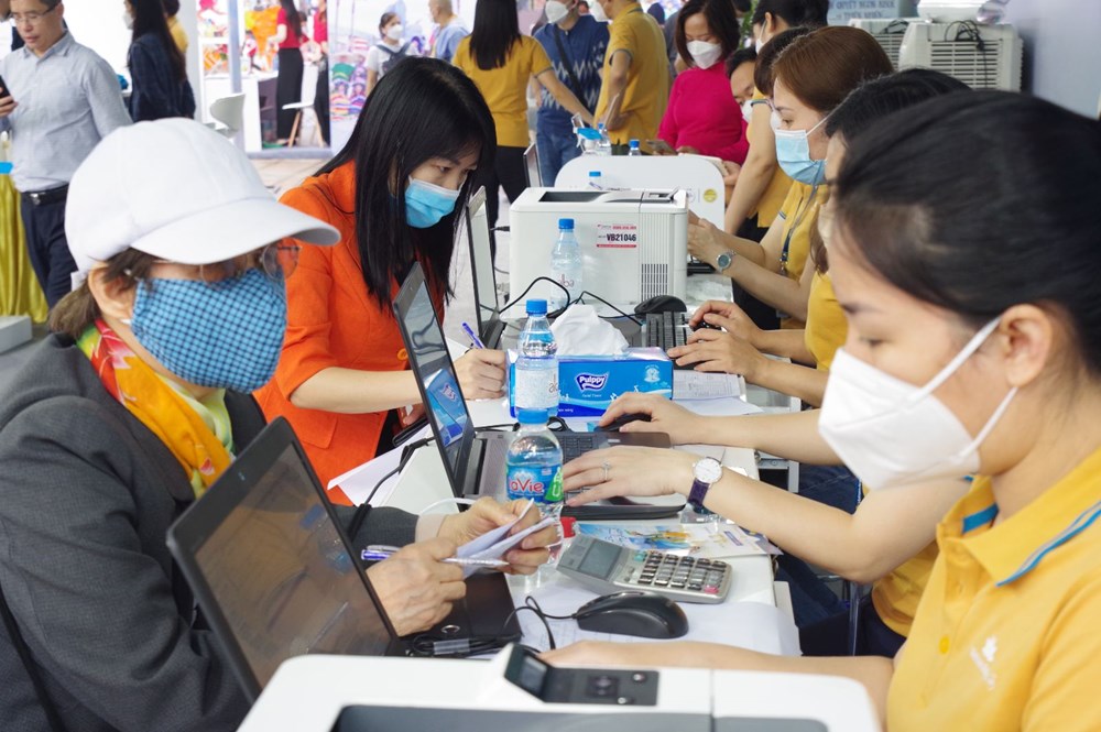 Vietnam Airlines ưu đãi vé máy bay, tour du lịch và quà tặng tại Hội chợ Du lịch Quốc tế Hà Nội  - ảnh 2