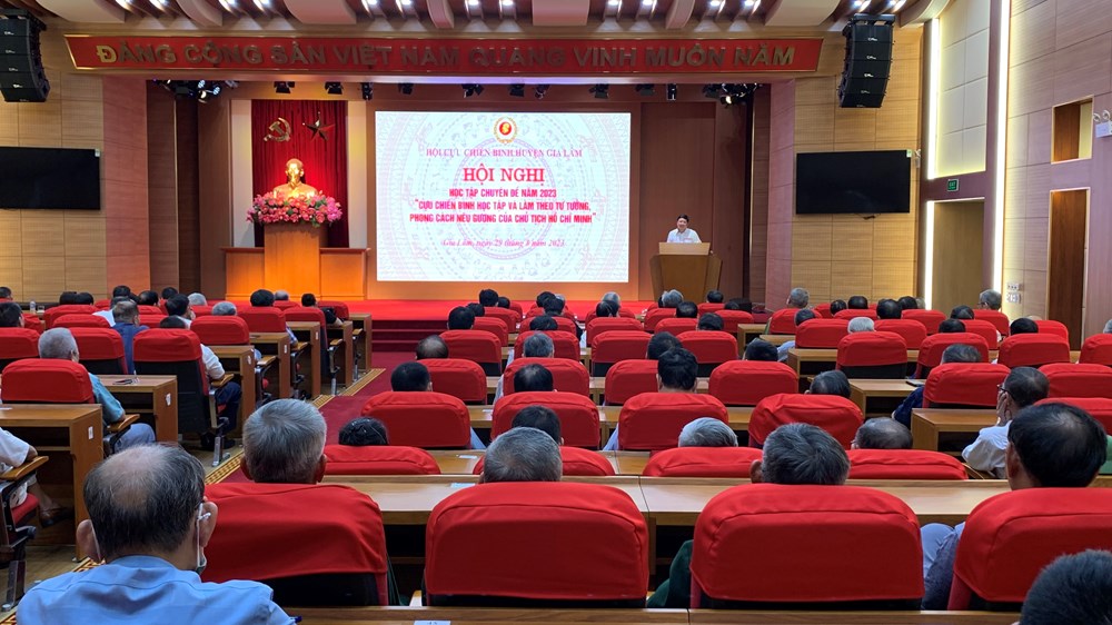 240 hội viên Hội Cựu chiến binh Gia Lâm học tập chuyên đề về làm theo phong cách Hồ Chí Minh - ảnh 3