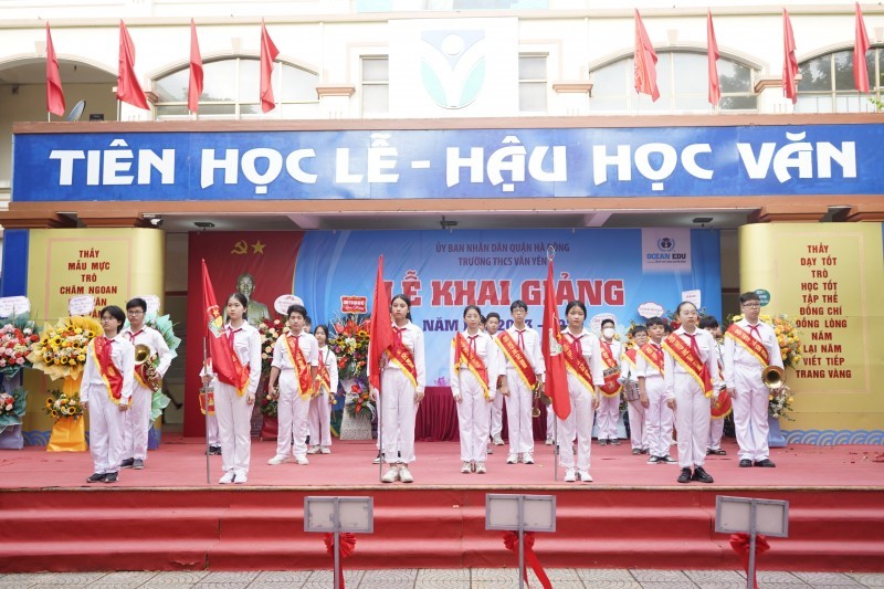 Hơn 2.400 thầy và trò Trường THCS Văn Yên tưng bừng đón năm học mới 2023 - 2024 - ảnh 2