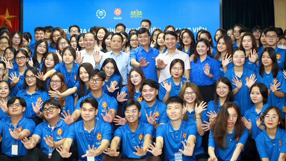 200 liên lạc viên, tình nguyện viên phục vụ Hội nghị Nghị sĩ trẻ toàn cầu lần thứ 9 - ảnh 1