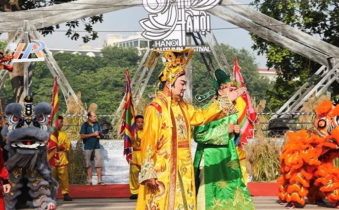 Sôi động “Carnaval mùa thu Hà Nội” với hơn 1.500 người diễu hành trên đường phố - ảnh 2