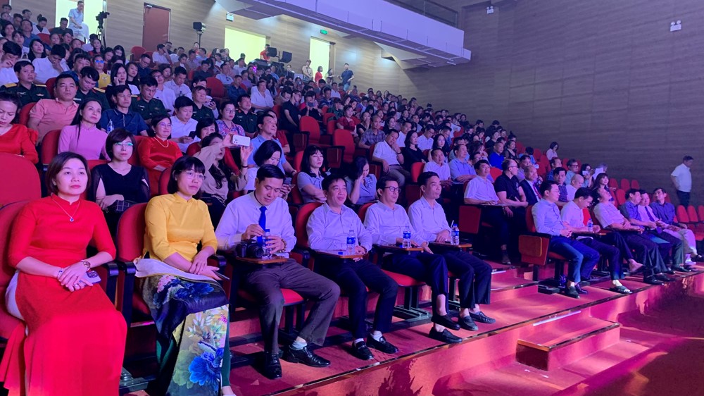 Sơn Tây tạo mọi điều kiện tốt nhất để các doanh nghiệp an tâm đầu tư, phát triển - ảnh 2