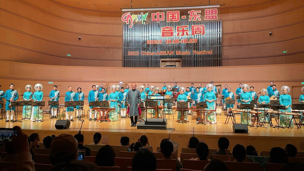 Dàn nhạc Dân tộc Việt Nam biểu diễn 9  tác phẩm tại Festival Âm nhạc Trung Quốc - ASEAN 2023 - ảnh 1