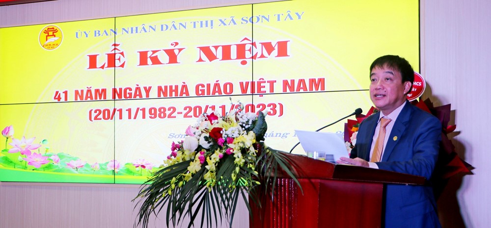 Thị xã Sơn Tây vinh danh, tri ân thầy cô giáo  - ảnh 2