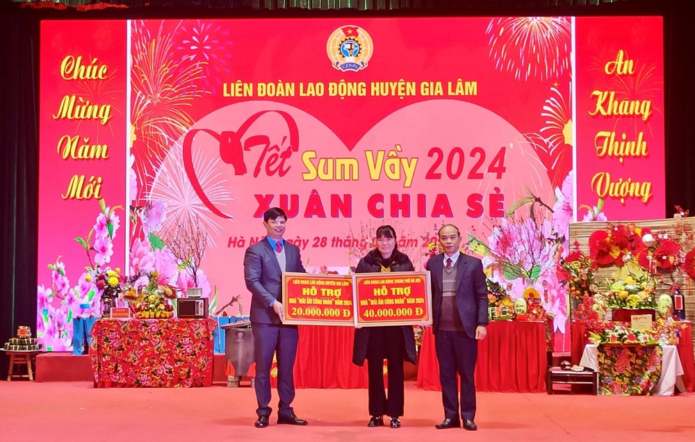 Tết sum vầy - Xuân sẻ chia 2024 Gia Lâm mang niềm vui đến người lao động - ảnh 6