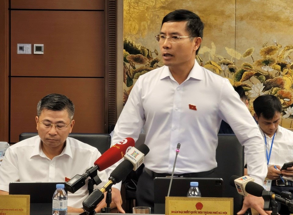 Giá vàng biến động: Nếu đầu tư chạy theo vàng quốc tế có khi mất nhiều hơn được - ảnh 2