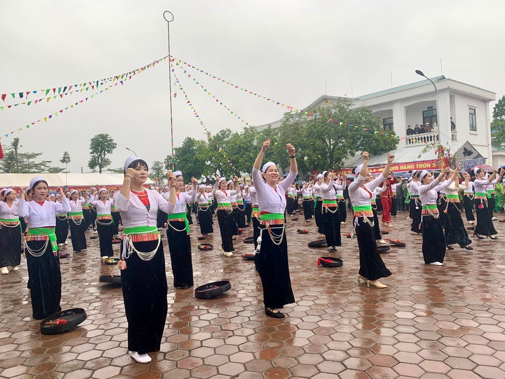 Về Tiến Xuân thưởng thức ẩm thực, xem đám cưới truyền thống người Mường - ảnh 5