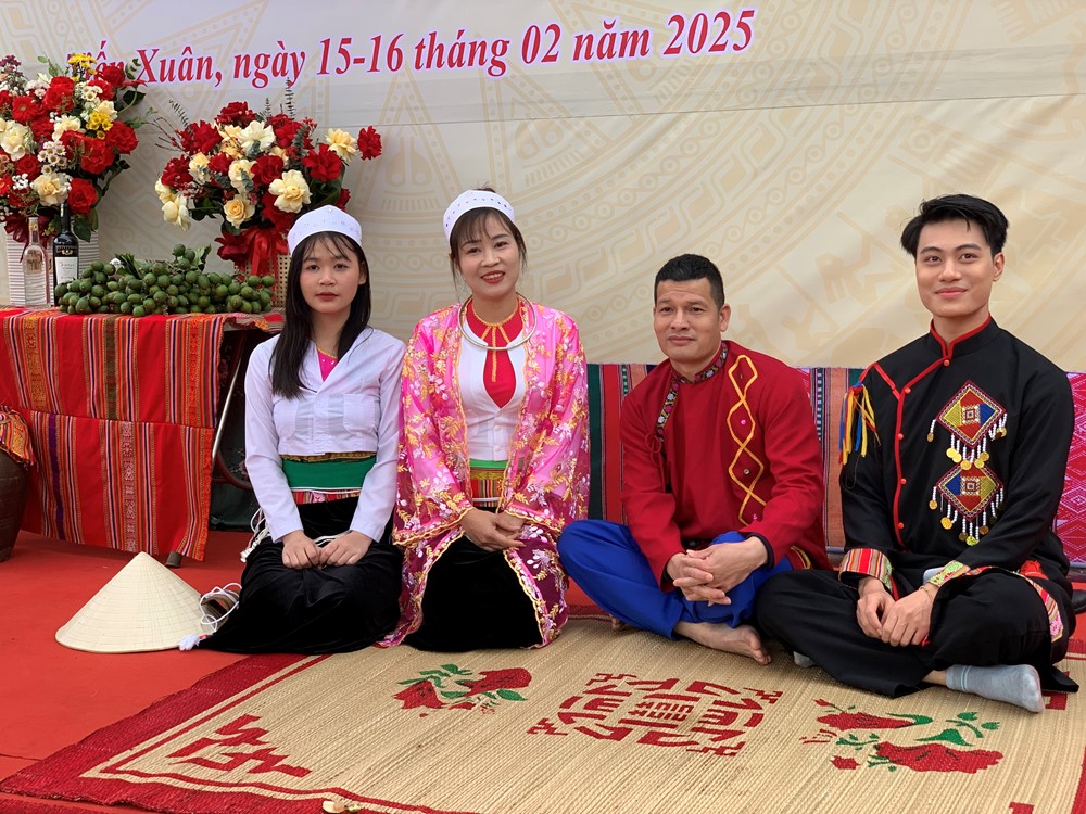 Về Tiến Xuân thưởng thức ẩm thực, xem đám cưới truyền thống người Mường - ảnh 12