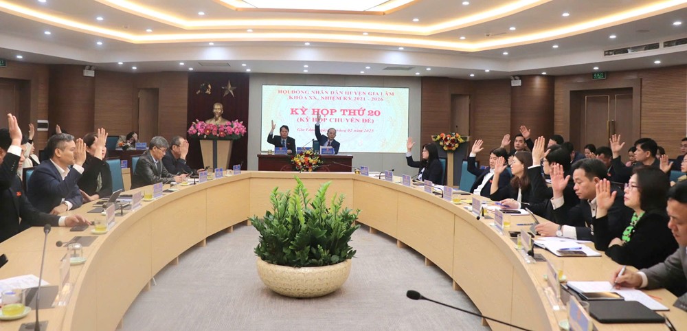 HĐND huyện Gia Lâm: Thông qua đề án sắp xếp tổ chức bộ máy phòng chuyên môn UBND huyện - ảnh 1