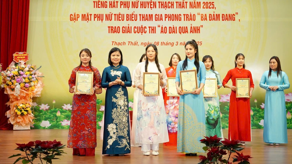  Tôn vinh tài năng, vẻ đẹp của người phụ nữ Thạch Thất - ảnh 8