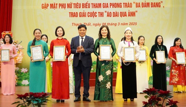  Tôn vinh tài năng, vẻ đẹp của người phụ nữ Thạch Thất - ảnh 6