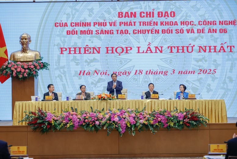 Năm 2025: 100% các sân bay, bến cảng, cửa khẩu ứng dụng công nghệ sinh trắc, nền tảng VNeID - ảnh 3