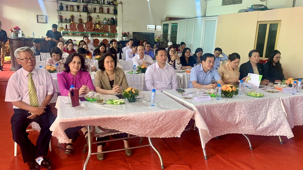 Ra mắt Liên hiệp HTX sản xuất và tiêu thụ sản phẩm Việt - Lào - ảnh 1