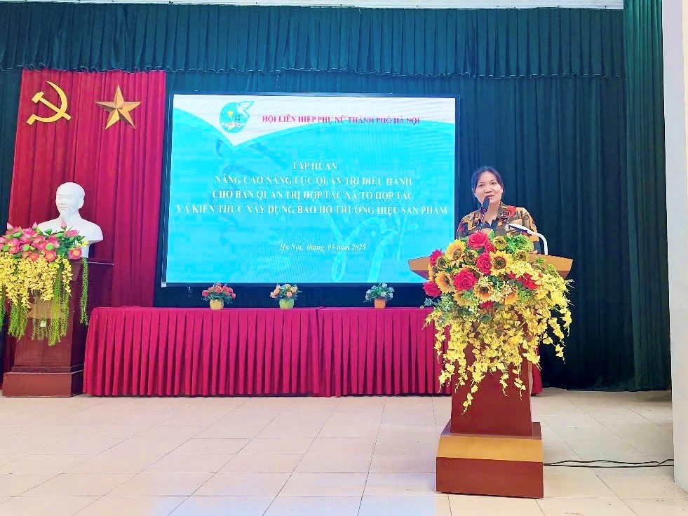 Bồi dưỡng kiến thức về xây dựng thương hiệu sản phẩm cho phụ nữ huyện Phúc Thọ - ảnh 2
