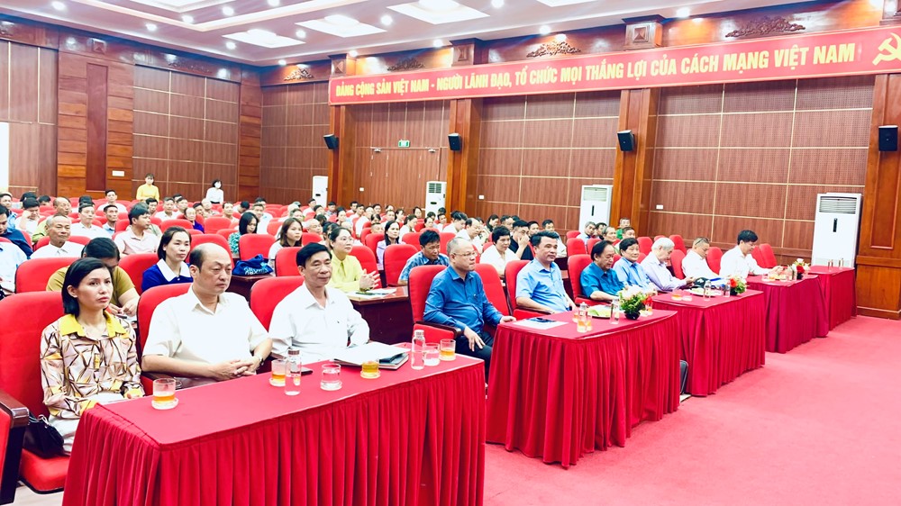 Diễn đàn Khuyến nông giúp nông dân Phú Xuyên trồng trọt, chăn nuôi tốt - ảnh 1