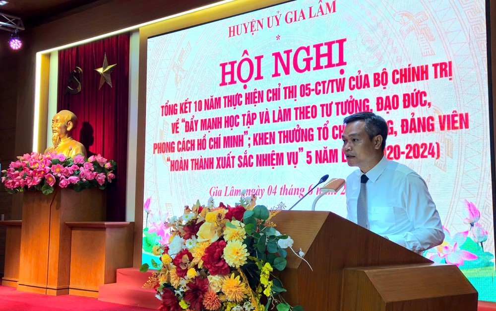 Gia Lâm khen thưởng nhiều tập thể, cá nhân học tập, làm theo tư tưởng, đạo đức, phong cách Hồ Chí Minh - ảnh 1