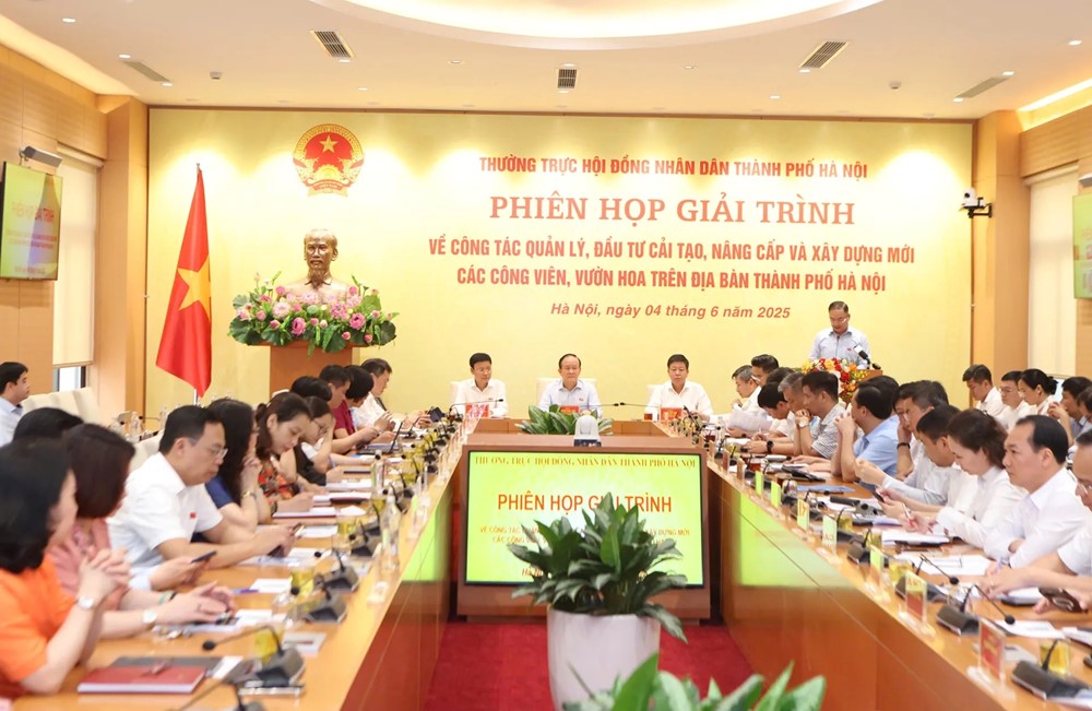 Khai mạc phiên giải trình về quản lý, cải tạo, nâng cấp vườn hoa, công viên - ảnh 1