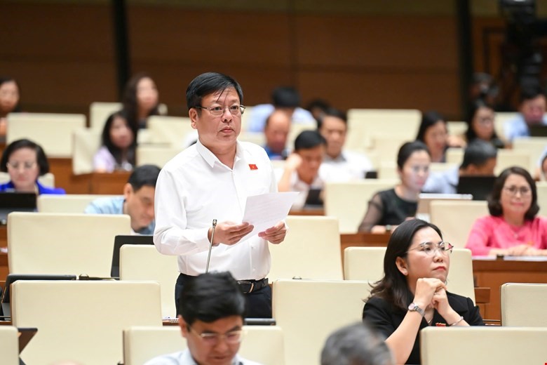 Giải pháp phát triển các trường đại học, trang thiết bị, thu hút nguồn nhân lực - ảnh 2