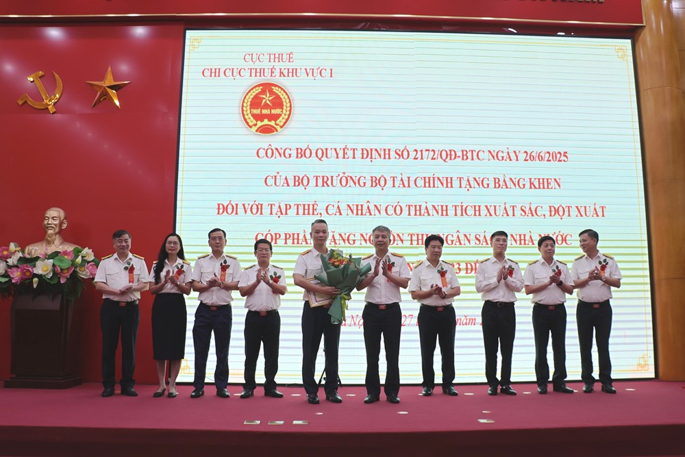 Chi cục Thuế khu vực I có thành tích xuất sắc trong công tác và các phong trào thi đua - ảnh 4