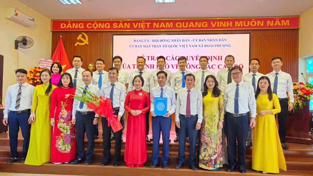 Công bố các chức danh lãnh đạo Xã Đoài Phương  - ảnh 2