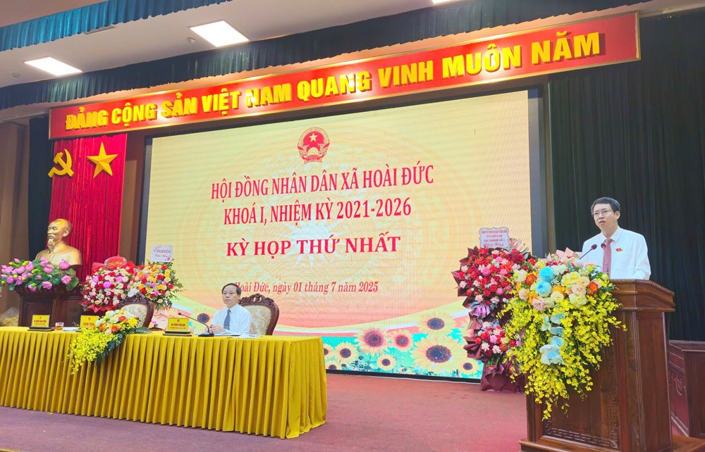 Kỳ họp thứ nhất, HĐND xã Hoài Đức: Hoàn thiện các chức danh nhân sự - ảnh 1