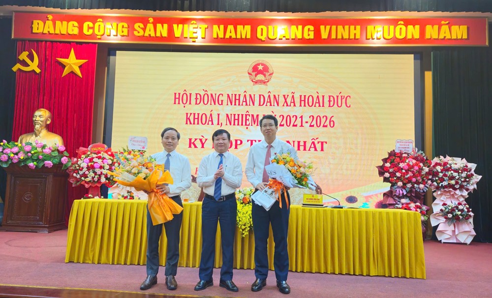 Kỳ họp thứ nhất, HĐND xã Hoài Đức: Hoàn thiện các chức danh nhân sự - ảnh 2
