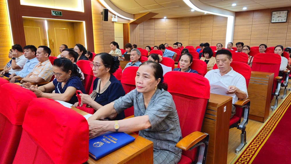 Đoàn đại biểu Quốc hội thành phố Hà Nội tiếp xúc cử tri tại 11 xã, phường mới - ảnh 10