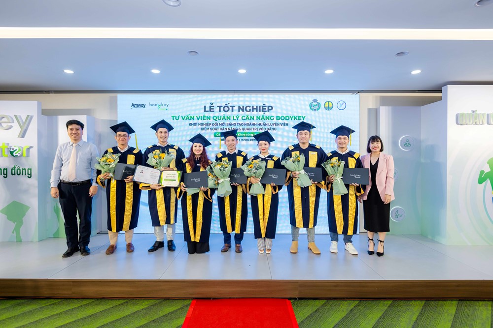 185 nhà phân phối Amway hoàn tất khoá học đào tạo tư vấn viên quản lý cân nặng - ảnh 2