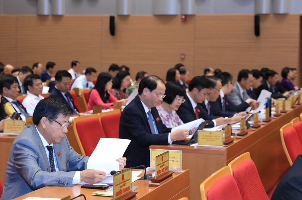 Khai mạc kỳ họp thứ 25: HĐND TP Hà Nội xem xét quyết nghị cụ thể hoá các quy định của Luật Thủ đô - ảnh 4